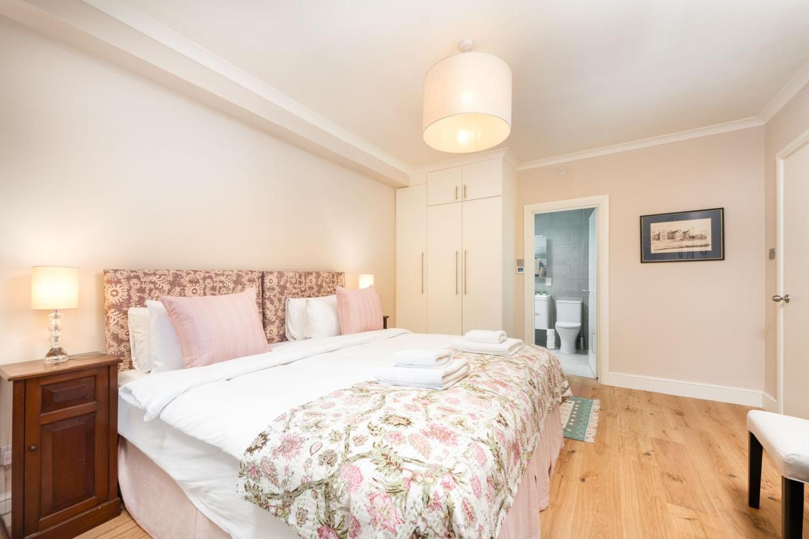 Capital Wetherby Place Londra